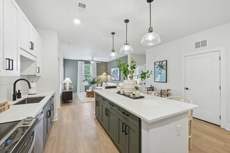 Alton LakeHouse in Bradenton, FL - Foto de edificio - Building Photo