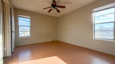 310 Vieux Orleans Cir in Lafayette, LA - Building Photo - Building Photo