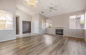 1247 Arbor Ct in Roseville, CA - Building Photo - Building Photo