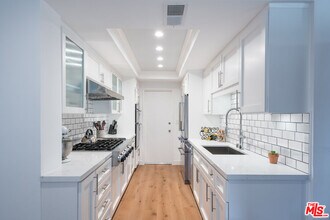 1625 Michael Ln in Los Angeles, CA - Building Photo - Building Photo