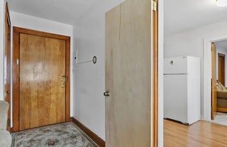 1020 Raritan Ave in Highland Park, NJ - Building Photo