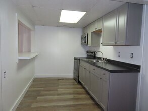 1046 Northampton St in Easton, PA - Building Photo - Building Photo