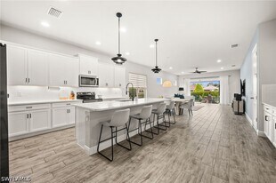 3509 Pilot Cir in Naples, FL - Building Photo
