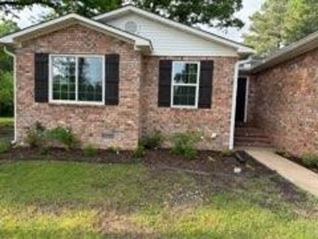 9916 Hogue Rd in Mabelvale, AR - Building Photo - Building Photo