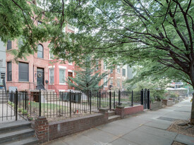 1022 Park Rd NW, Unit 1022 Park Rd NW - B in Washington, DC - Building Photo