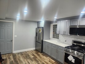 5655 S Kostner Ave, Unit Garden in Chicago, IL - Building Photo