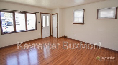 3528 Carnarvon Ave in Bristol, PA - Building Photo - Building Photo