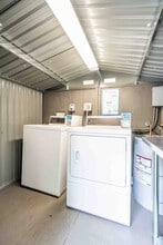 1950 NW 2nd Ct in Miami, FL - Building Photo - Building Photo