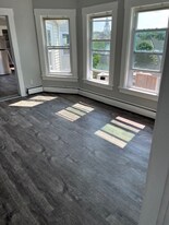 37 Maple St, Unit 2 in Newport, NH - Building Photo