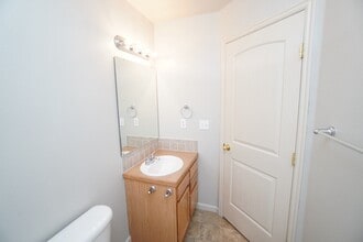 1445 W Silver Salmon Dr in Meridian, ID - Building Photo - Building Photo