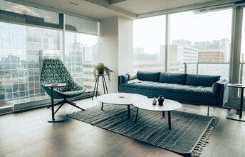 300 Main in Winnipeg, MB - Building Photo - Building Photo
