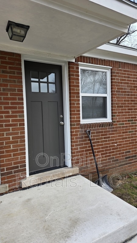 5915 N Wayne Rd in Westland, MI - Building Photo - Building Photo