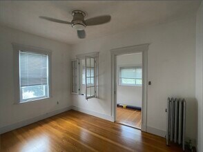 39 Hull St in Belmont, MA - Building Photo - Building Photo