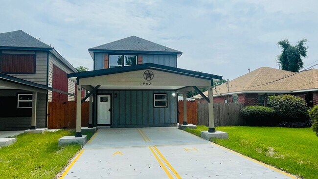 7902 Shotwell St in Houston, TX - Building Photo - Building Photo