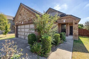 807 Big Sur Trail in Taylor, TX - Building Photo