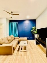 1455 W Highland Ave in Chicago, IL - Building Photo - Building Photo