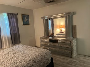 1918 Sheridan St in Hollywood, FL - Foto de edificio - Building Photo