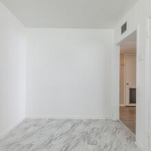 2060 NW 48th Terrace in Lauderhill, FL - Building Photo - Building Photo