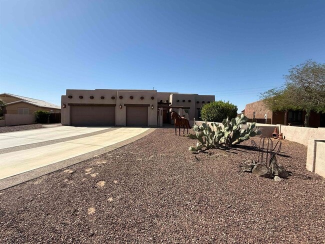 property at 12665 E Daybreak Pl