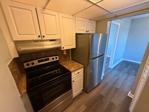 2605 NW 135th St, Unit 308 in Miami, FL - Building Photo - Building Photo