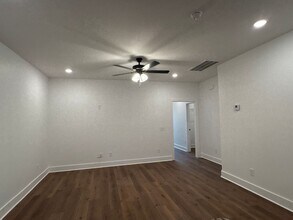 629 S Wall St in Shelbyville, TN - Building Photo - Building Photo
