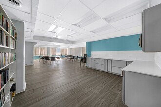 6301 N Sheridan Rd, Unit 15O in Chicago, IL - Foto de edificio - Building Photo