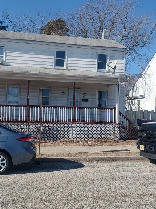 236 Green St W in Millville, NJ - Building Photo