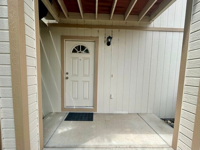 500 Northgate Dr in Dayton, NV - Building Photo - Building Photo