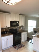 8 Timber Crest Ct in Savannah, GA - Building Photo - Building Photo