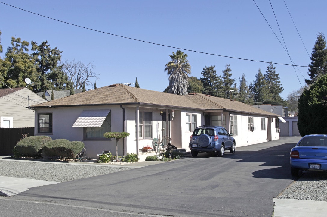19630 Camden Ave in Cherryland, CA - Building Photo