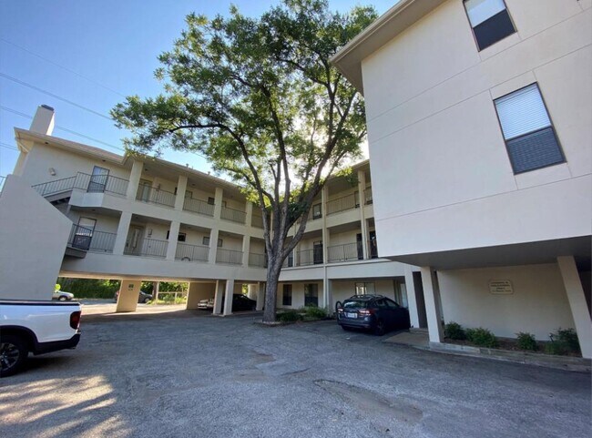 property at 409 E 38th St