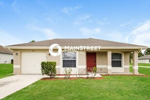 3113 71st St W in Lehigh Acres, FL - Building Photo