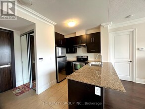 233-233 South Park Rd in Markham, ON - Building Photo - Building Photo