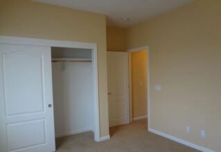 1210 Imperial Lilly Dr in Patterson, CA - Building Photo - Building Photo