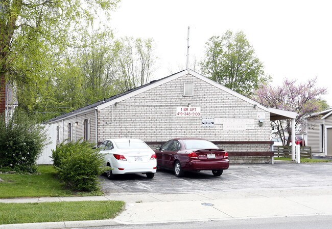345 E Lincoln St in Findlay, OH - Building Photo - Building Photo