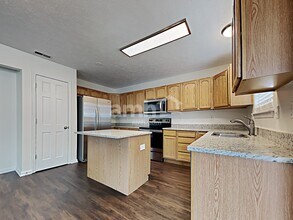 6917 Merryhill Dr in Indianapolis, IN - Building Photo - Building Photo