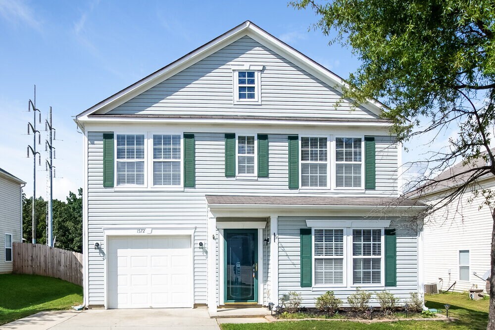 1572 Matthew Allen Cir in Kannapolis, NC - Building Photo