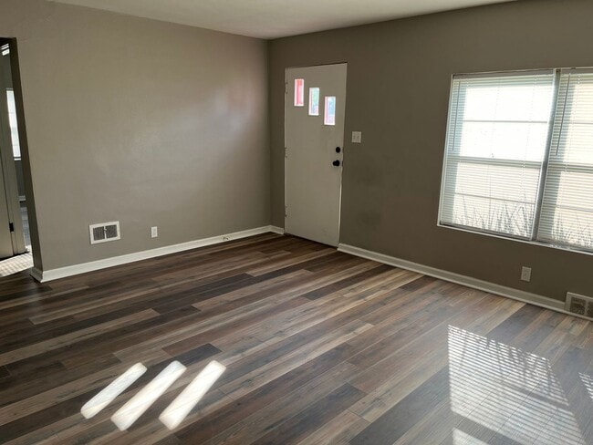 3108 Alby St in Alton, IL - Building Photo - Building Photo