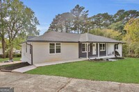 6371 Impala Cir in Morrow, GA - Building Photo - Building Photo