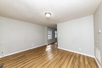 1431 W Flournoy St in Chicago, IL - Building Photo - Building Photo