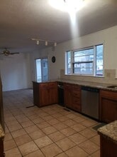 11604 E 77th Terrace in Raytown, MO - Building Photo - Building Photo