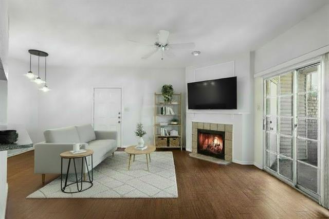 1001 Liberty St in Dallas, TX - Building Photo