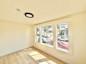 1915 Santa Ynez St in Los Angeles, CA - Building Photo - Building Photo