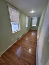 57 Pearl St in Everett, MA - Building Photo - Building Photo