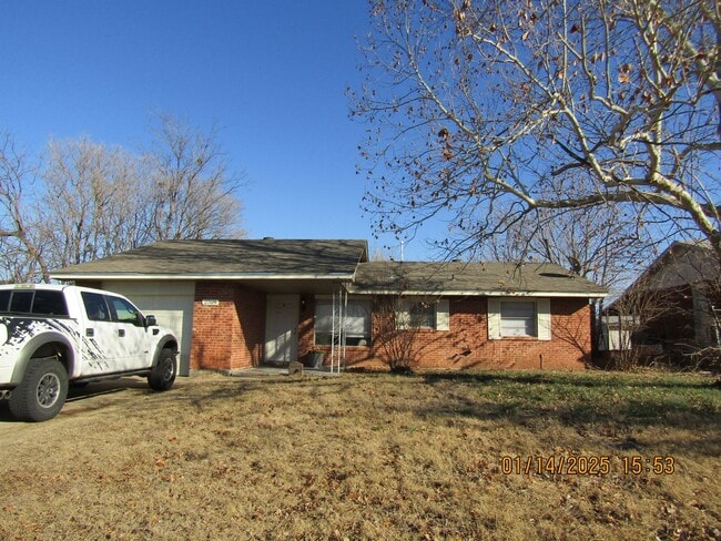 property at 2709 NW Hilltop Dr