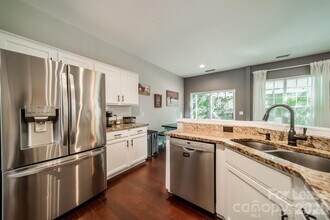 2721 Apple Twig Dr in Charlotte, NC - Building Photo - Building Photo
