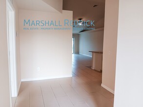 1213 NE 8th Pl-Unit -1215 NE 8th Place in Cape Coral, FL - Building Photo - Building Photo