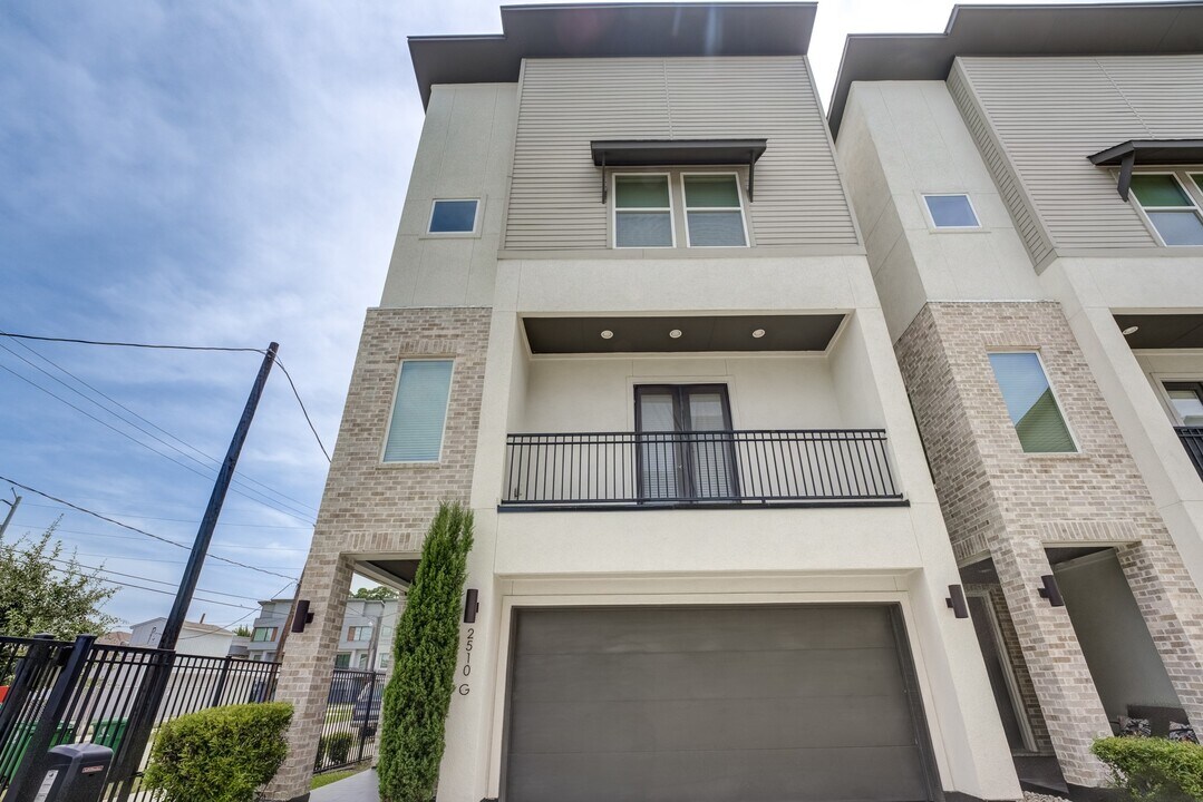2510 Tuam St in Houston, TX - Building Photo