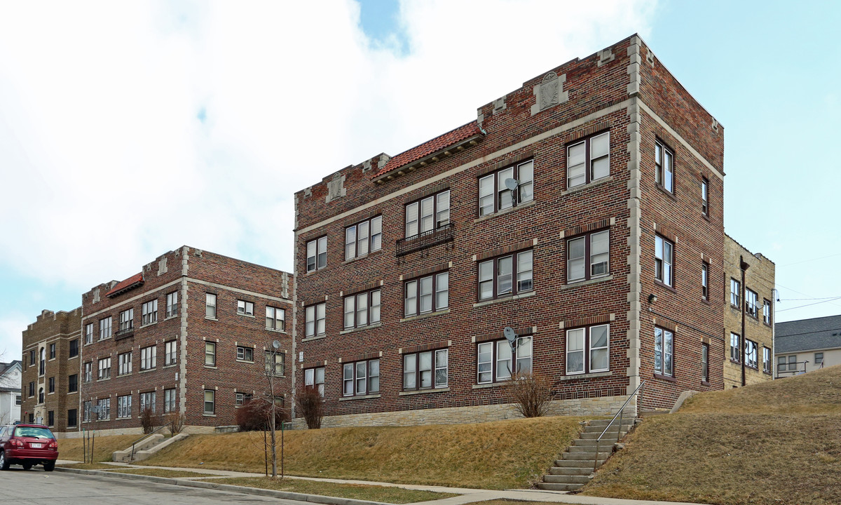 2942-2946 N 2nd St in Milwaukee, WI - Building Photo