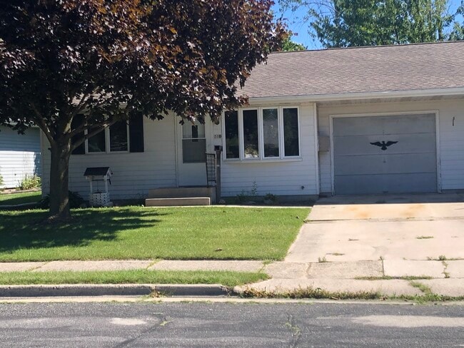 property at 309 S 11th St